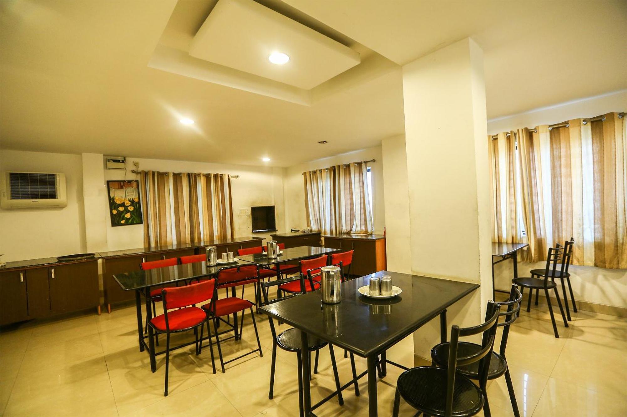 Hotel O Nimalan Residency Chennai Bagian luar foto